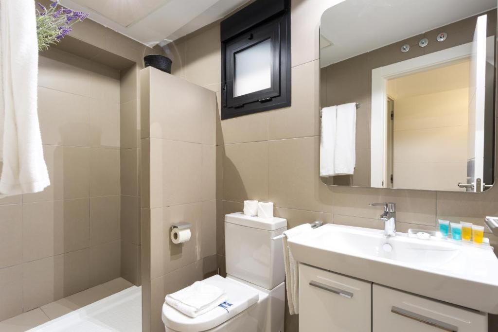 Atrivm San Julian Apartment Sevilla Exteriör bild