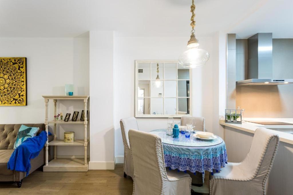 Atrivm San Julian Apartment Sevilla Exteriör bild